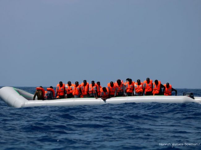 Vyše 300 migrantov z lode Ocean Viking si rozdelí 6 krajín EÚ