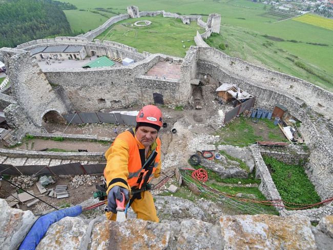 Spišský hrad je v havarijnom stave, rezort kultúry žiada na sanáciu 5 mil. eur