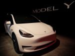 Americká automobilka Tesla zvýšila ceny svojich áut v Číne