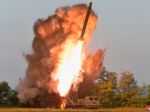 KĽDR tvrdí, že otestovala zariadenie na odpaľovanie rakiet veľmi dlhého doletu