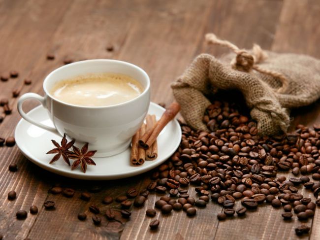 10 spôsobov, ako si ozdraviť šálku kávy
