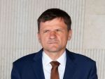 Hlina tvrdí, že OĽaNO spoluprácou s SMK položí Maďarov na zem