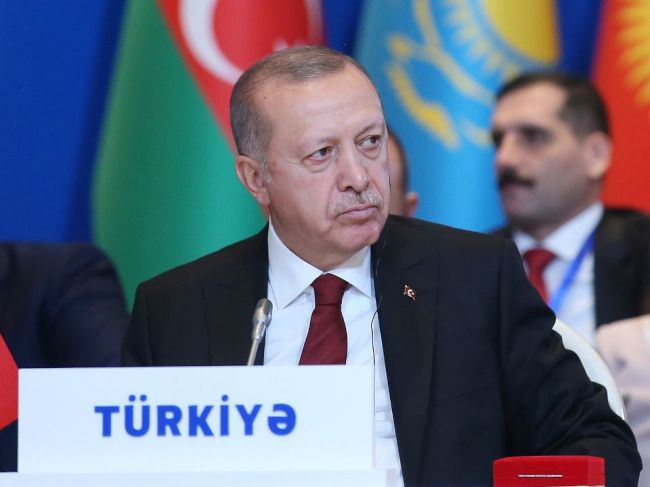 Erdogan: Turecko v severnej Sýrii prímerie nikdy nevyhlási a sankcií sa nebojí