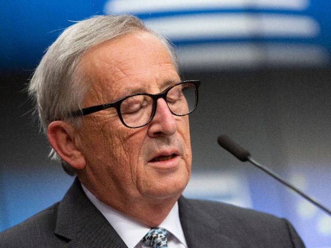 Juncker potláčal slzy pri lúčení po takmer 150 summitoch EÚ