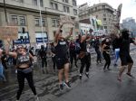 V Čile štrajkujú státisíce ľudí, mŕtvych je najmenej 18