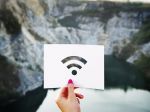 Internet zadarmo si zavedie ďalších 1780 obcí, z toho 53 zo Slovenska