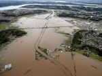 Záplavy a zosuvy pôdy si vyžiadali v Japonsku najmenej osem obetí
