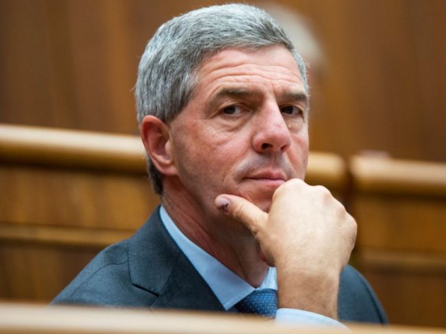 Bugár: Most-Híd pravdepodobne zahlasuje za odvolanie Glváča z funkcie