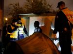 Polícia začala rušiť ďalší z utečeneckých táborov v Paríži