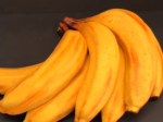 Video: Toto v skutočnosti nie sú banány. Ich vnútro je omnoho sladšie