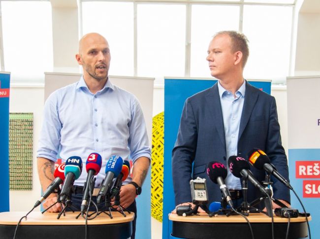 PS-Spolu prekladajú návrhy zákonov, ktoré majú obmedziť moc oligarchov