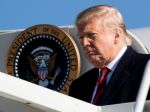 Aktivisti poslali Trumpovi do Washingtonu originálny kus Berlínskeho múru