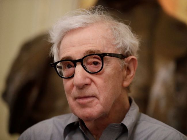 Filmový režisér Woody Allen uspel na súde proti spoločnosti Amazon