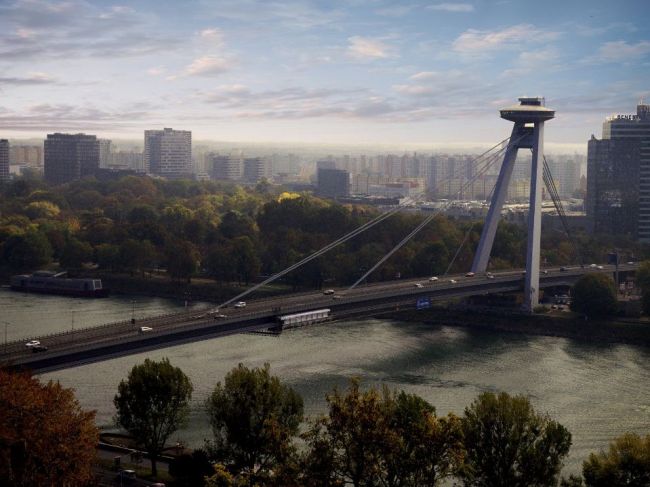 Bratislava nemá žiadne konkrétne výhody z toho, že je hlavným mestom SR