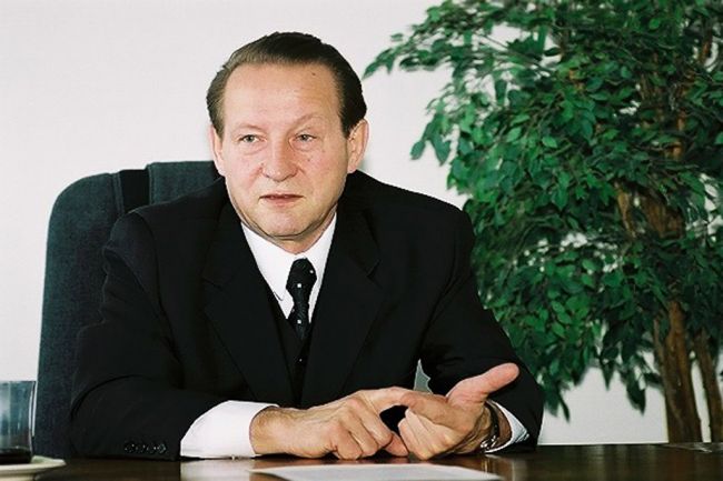Vo veku 77 rokov zomrel bývalý náčelník generálneho štábu Jozef Tuchyňa