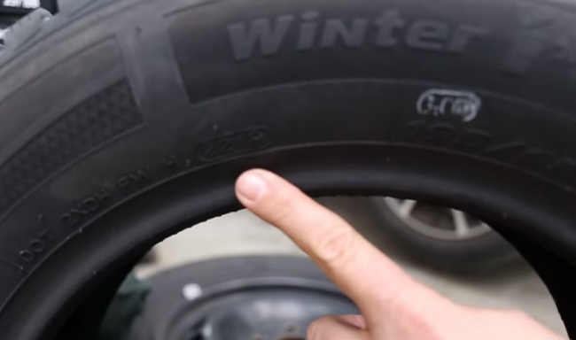 Ako správne pripraviť auto na zimu: Toto si musíte skontrolovať