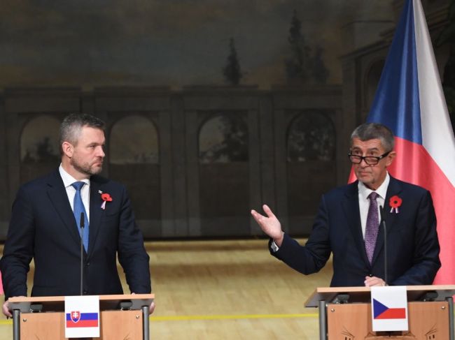 Slovensko aj Česko trápia podobné problémy, zhodli sa Pellegrini a Babiš