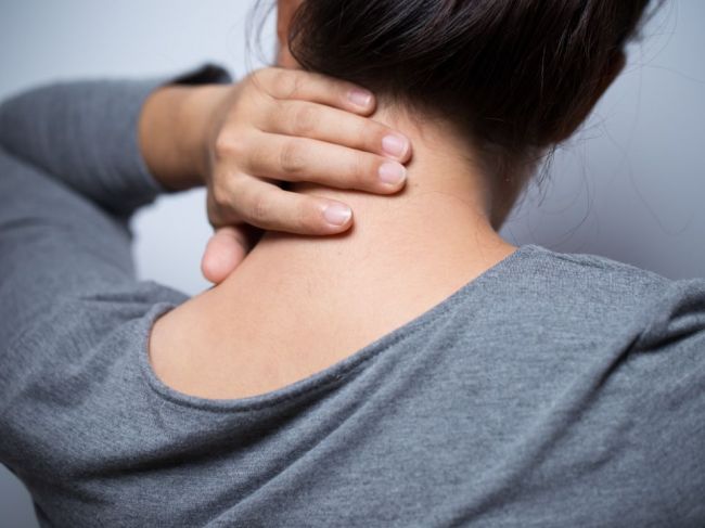 Skutočný dôvod vašej bolesti krku pravdepodobne nesúvisí so zlým držaním tela