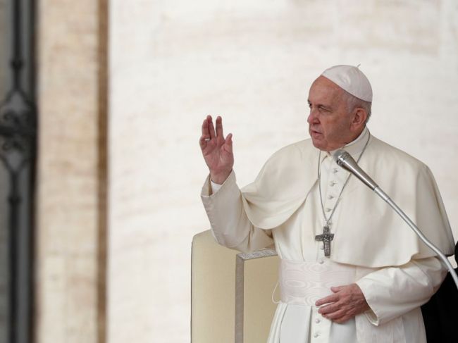 Pápež odsúdil "nekresťanské znovuzrodenie antisemitizmu"