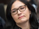 Lubyová tvrdí, že pred SOŠ techniky a služieb by mal byť v piatok pietny akt