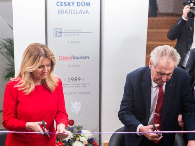 Čaputová a Zeman slávnostne otvorili v Bratislave Český dom