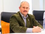 Snem ĽSNS potvrdil v pozícii predsedu strany Mariana Kotlebu