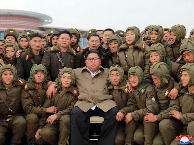 Kim Čong-un dohliadal na ďalšie vojenské cvičenie