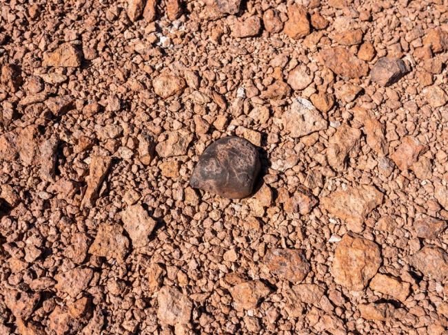Vedci pri skúmaní meteoritov objavili životne dôležité cukry