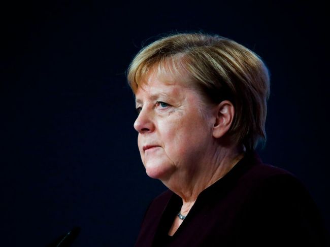 Merkelová: Nemecko by nemalo od začiatku vylučovať žiadne firmy zo zmlúv na 5G