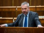 Dostál predkladá zákon na úpravu charakteristických čŕt verejnej správy