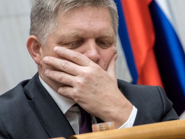 Najnovší prieskum hlása pokles preferencií Smeru