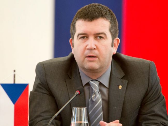 Česko odmieta diskutovať o prerozdeľovaní migrantov, ako požaduje Nemecko