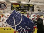 Black Friday vo Francúzsku: Ekologickí aktivisti blokujú vchod do veľkoskladov