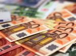 Tri štvrtiny občanov eurozóny považujú euro za dobrú menu pre EÚ