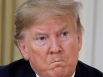 Trump: Macronove tvrdenia o NATO sú urážlivé