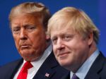 Boris Johnson podporuje digitálnu daň, aj keď tým nahnevá Trumpa