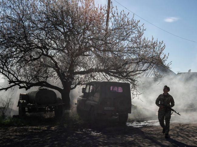 Ukrajina sa vyhráža, že múrom oddelí Donbas, ak nedôjde k dohode s Ruskom