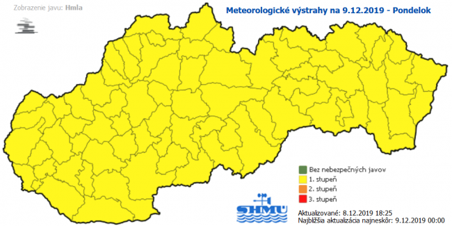 SHMÚ: Takmer na celom Slovensku treba počítať s hmlou a poľadovicou