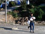 EK vyzvala členské štáty, aby prijali deti z gréckych táborov pre migrantov