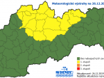 Na severe SR naďalej platí výstraha pred snehovými jazykmi a závejmi