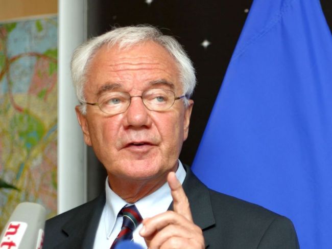 Vo veku 83 rokov zomrel Manfred Stolpe, dlhoročný premiér Brandenburska