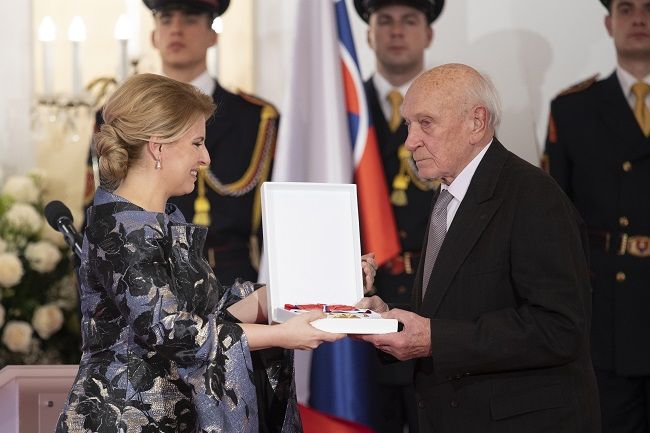 Prezidentka udelila štátne vyznamenania 20 osobnostiam