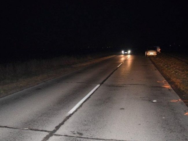 Polícia zisťuje totožnosť chodca usmrteného v pondelok na juhu Slovenska