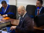 Senát ŠTS pojednávanie v kauze zmeniek prerušil, znalec Nouzovský neprišiel