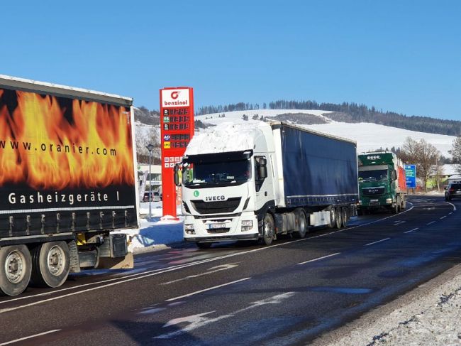 Hraničný priechod v Trstenej bude neprejazdný pravdepodobne do štvrtka