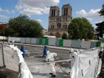 Francúzsko: Architekti požadujú, aby Notre-Dame obnovili s použitím dreva