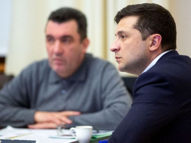 Zelenskyj nevylúčil možnosť, že ukrajinské lietadlo zasiahla raketa