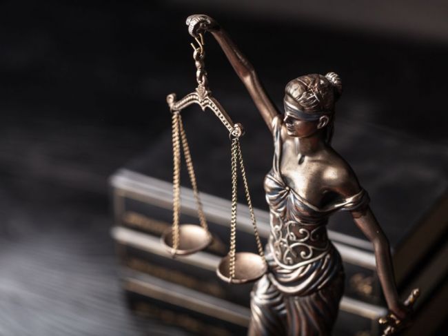 Až 72 percent Slovákov neverí v justíciu, je to druhý najhorší výsledok v EÚ