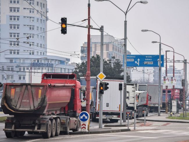 Štrajk autodopravcov obmedzí dopravu v hlavnom meste aj cez víkend
