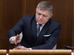 Robert Fico sa ohradil voči spájaniu vraždy Jána Kuciaka so Smerom-SD